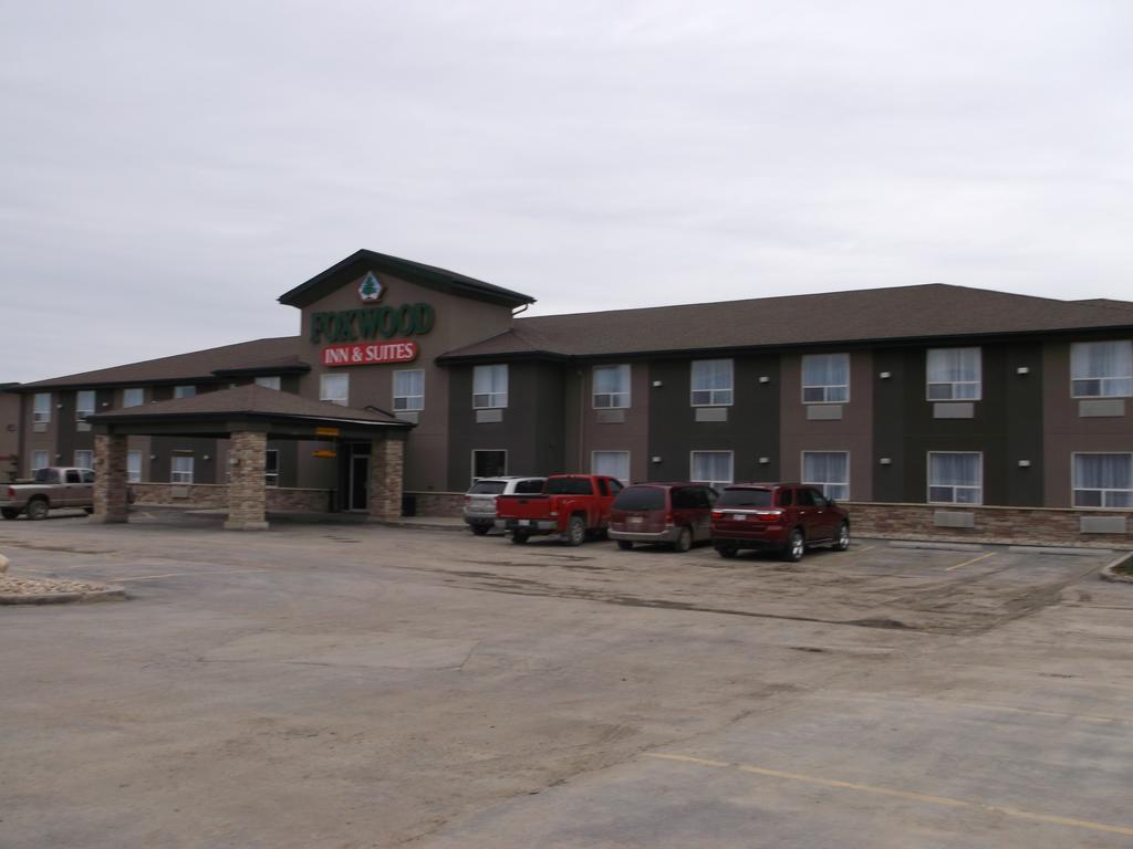 Foxwood Inn And Suites Fox Creek Экстерьер фото